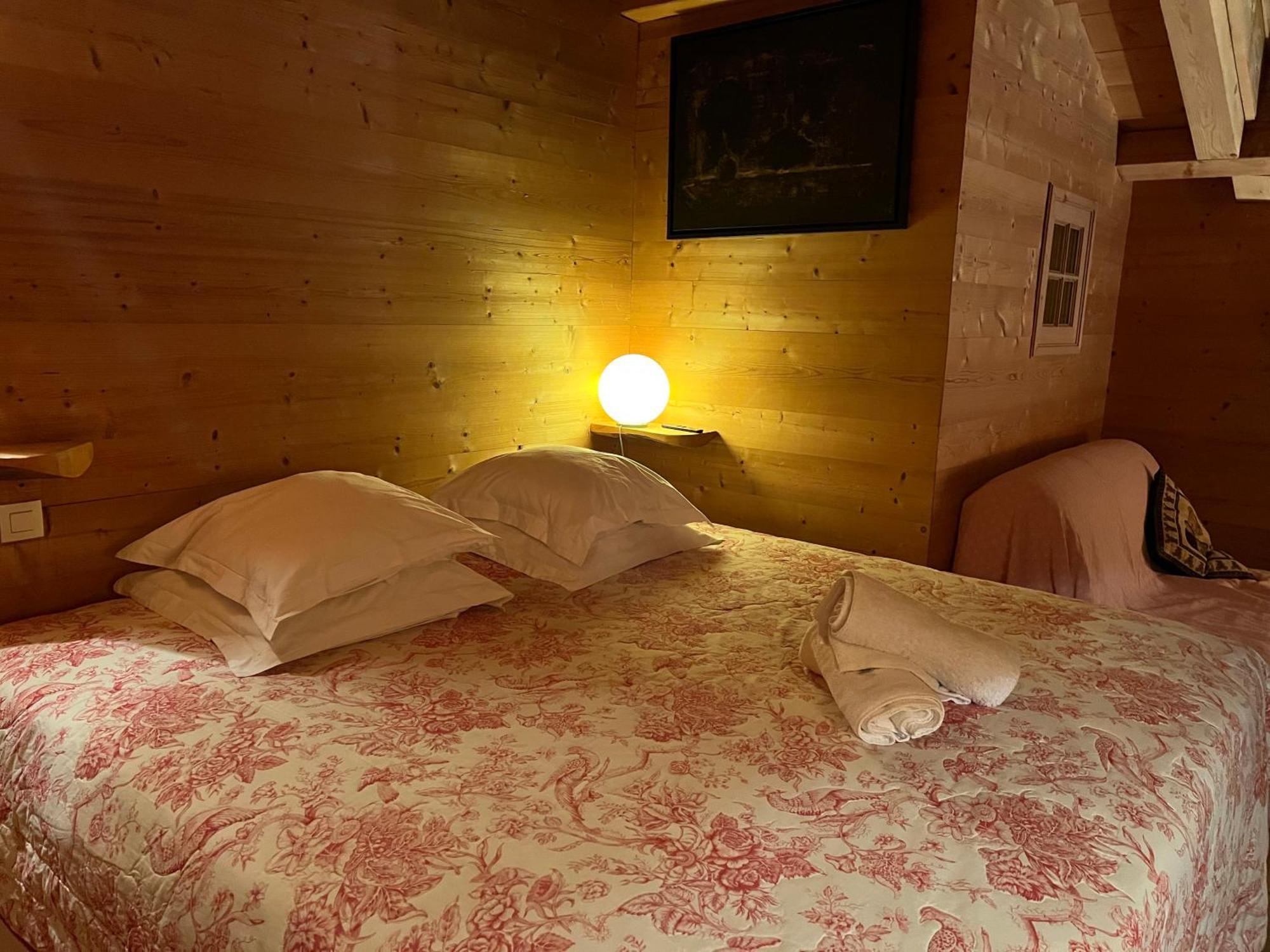 公主木屋酒店 梅杰夫 外观 照片
